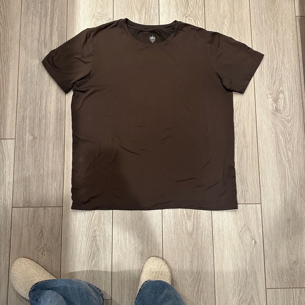 Men’s ALO Conquer Reform T shirt